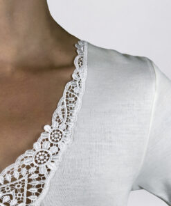 Maglietta a manica corta in lana e cotone con pizzo Macramè Art. RB2210cotone con pizzo Macramè Art. RB2210 02